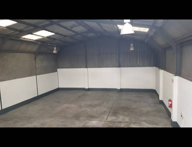 317M² FACTORY TO LET IN BLACKHEATH INDUSTRIAL